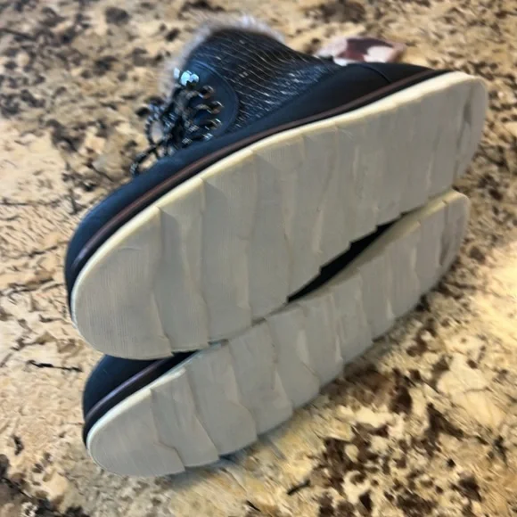 Muk Luks boots women’s 10 NEW - Picture 3 of 4